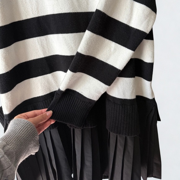 Striped Knit Sweater Dress w/ Pleated Skirt Hem – Black & White, Womens M/L - Picture 5 of 6